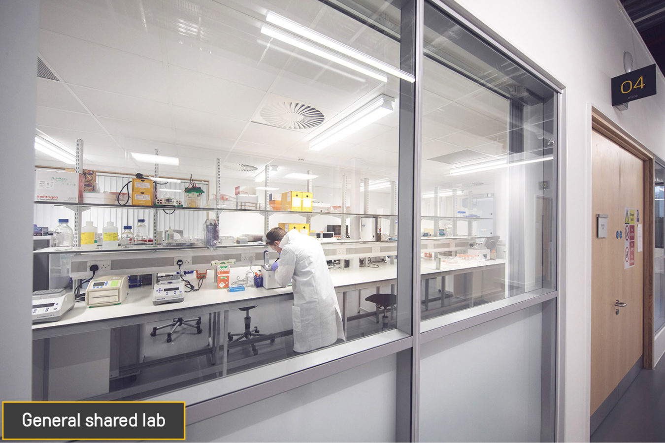 潔凈車(chē)間裝修是否耗費(fèi)資金？裝修時(shí)要注意哪些問(wèn)題？